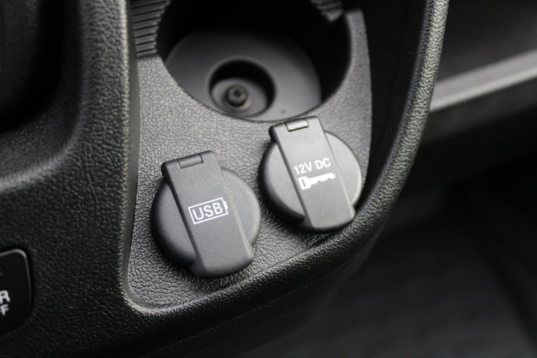 Vehicle Image 32