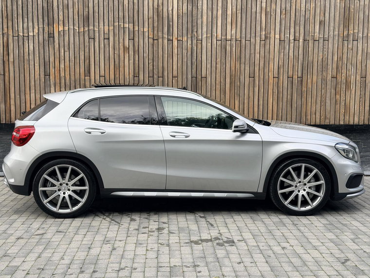 Vehicle Image 33
