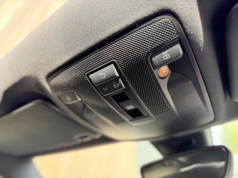 Vehicle Image 39