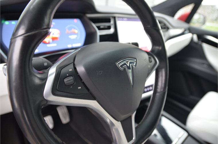 Vehicle Image 17