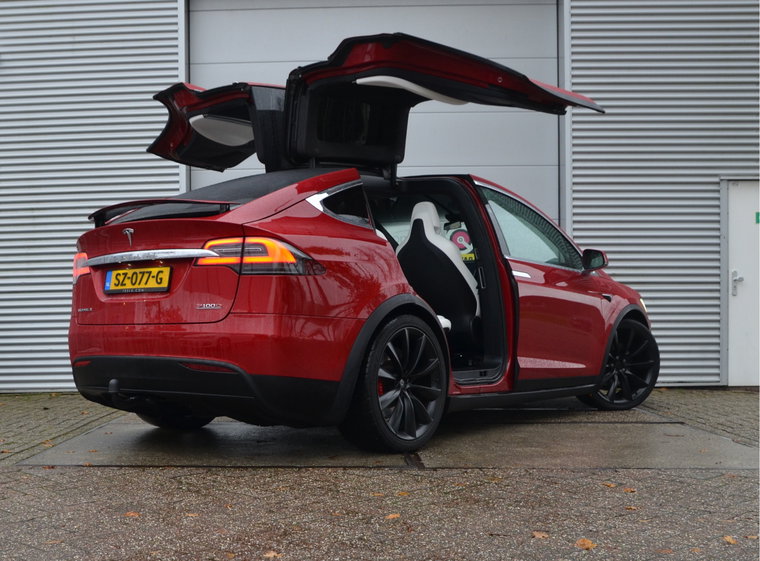 Vehicle Image 9