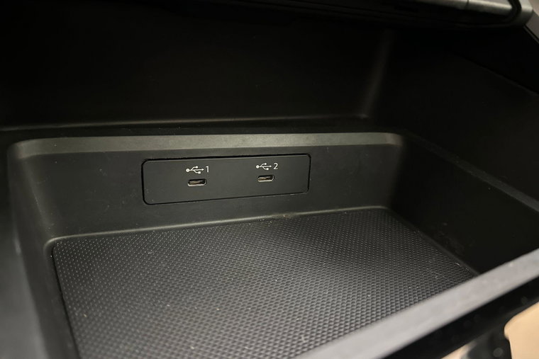 Vehicle Image 36