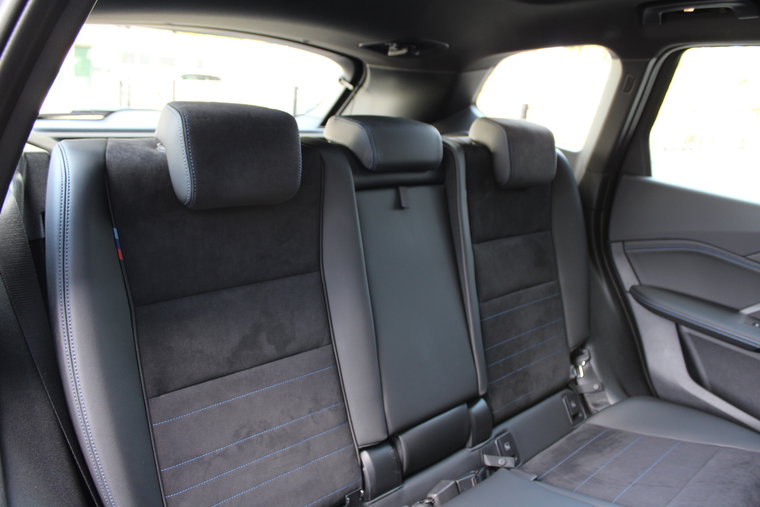 Vehicle Image 37