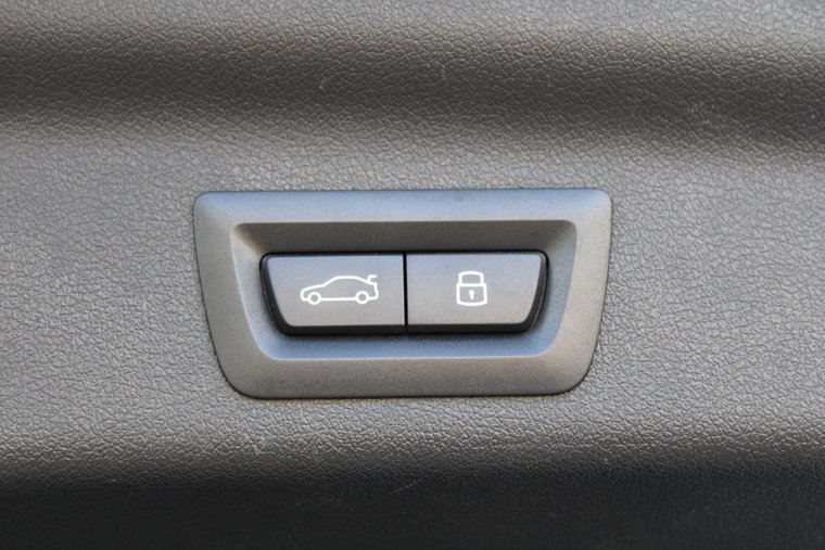 Vehicle Image 40