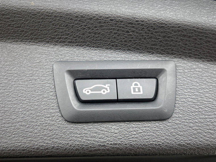 Vehicle Image 27