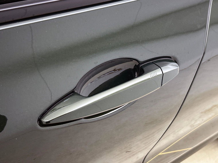 Vehicle Image 36
