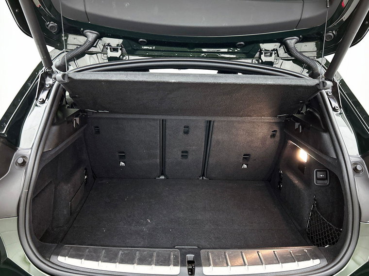 Vehicle Image 38