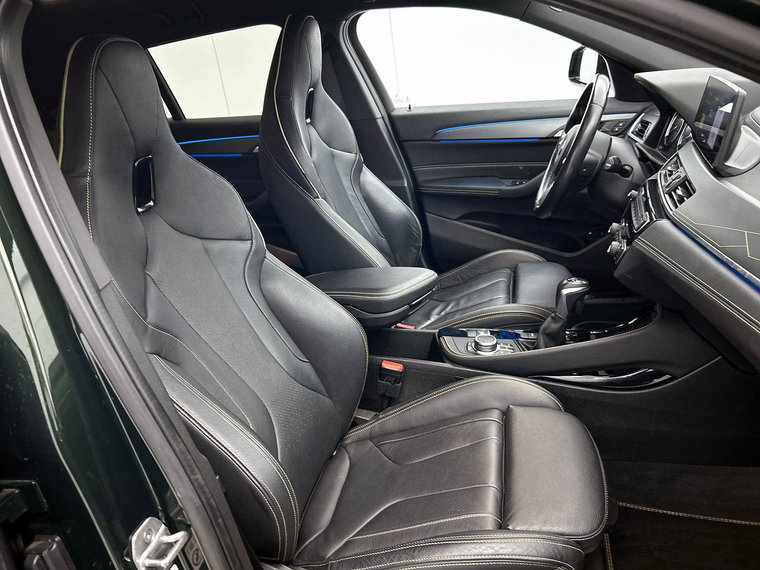 Vehicle Image 50