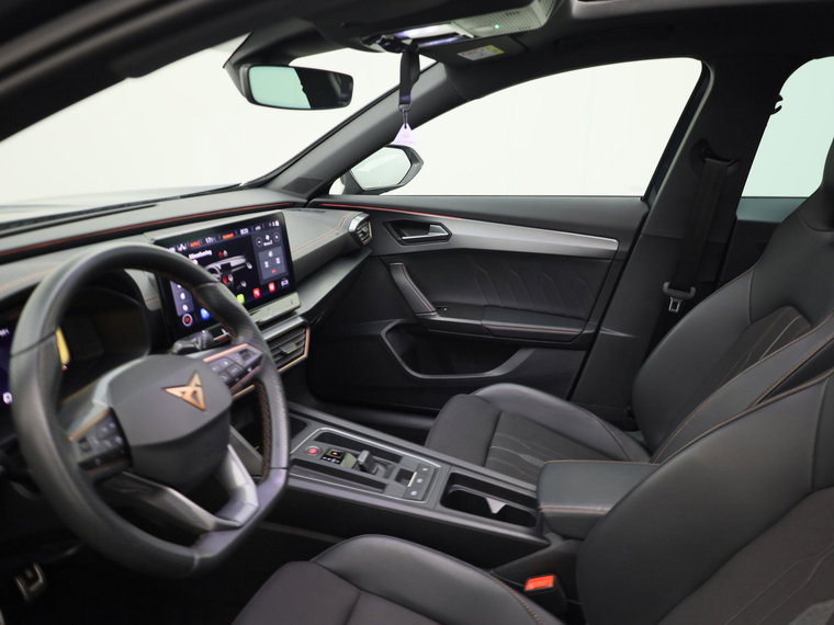 Vehicle Image 36