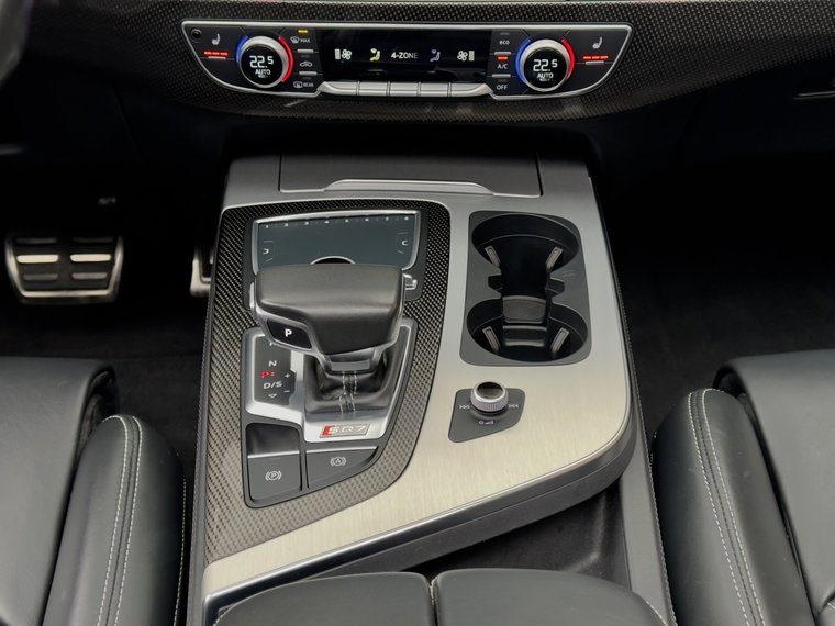 Vehicle Image 23
