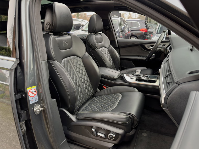 Vehicle Image 31