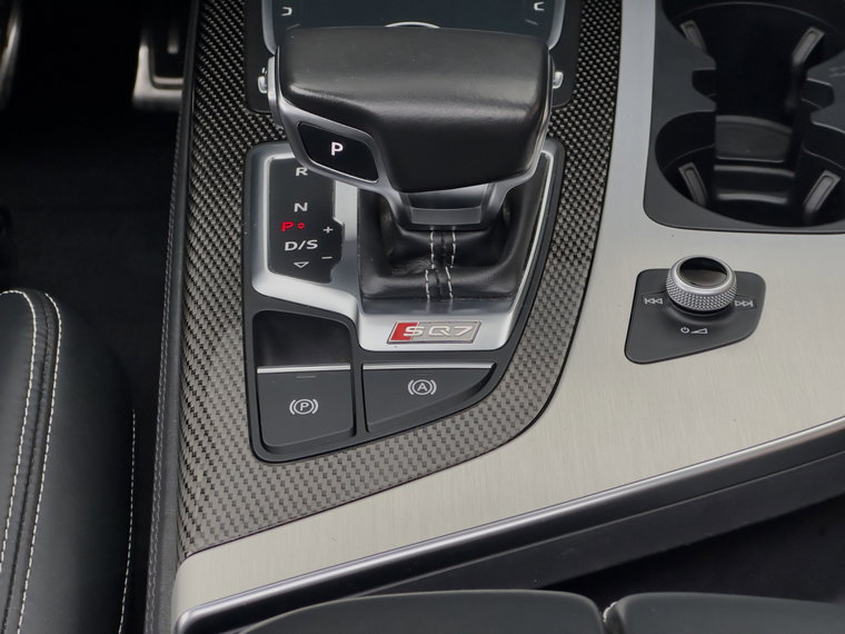 Vehicle Image 37