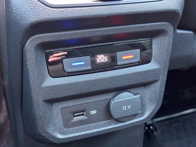Vehicle Image 26