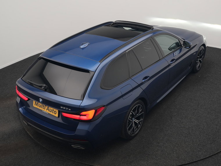 Vehicle Image 28