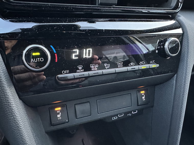Vehicle Image 36