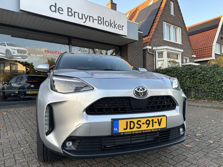Vehicle Image 11