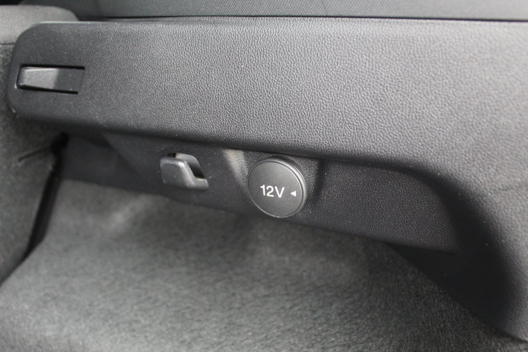Vehicle Image 35