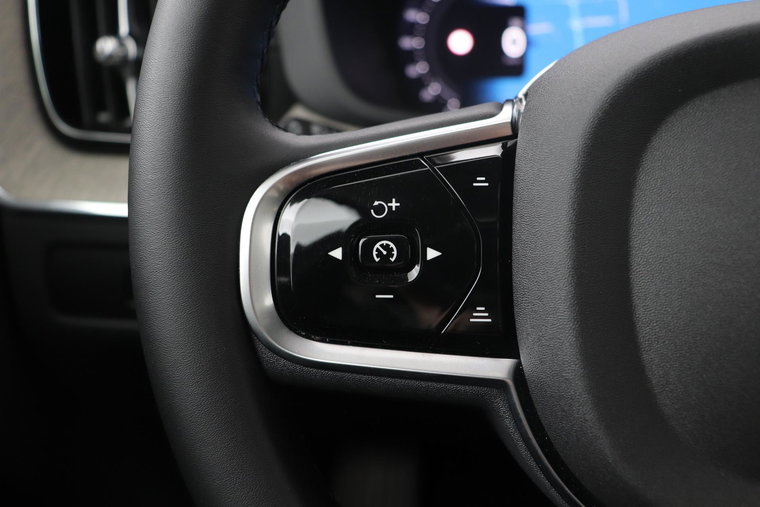 Vehicle Image 45