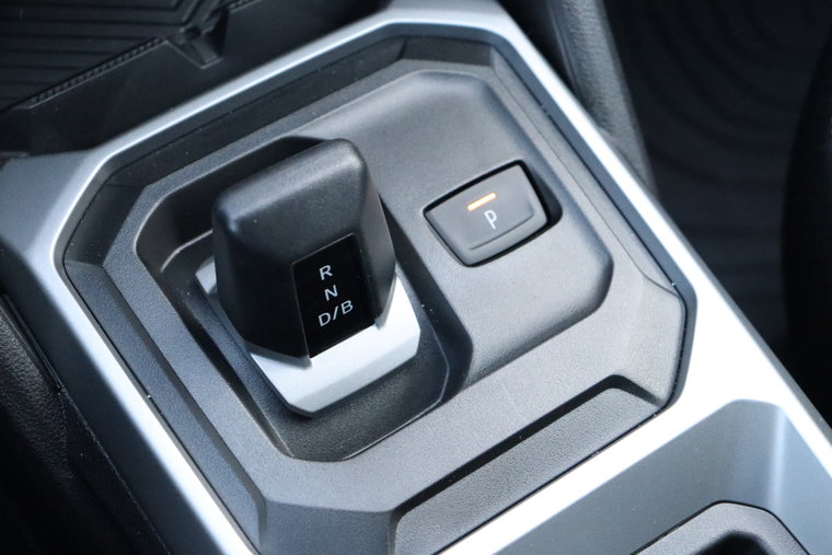 Vehicle Image 23