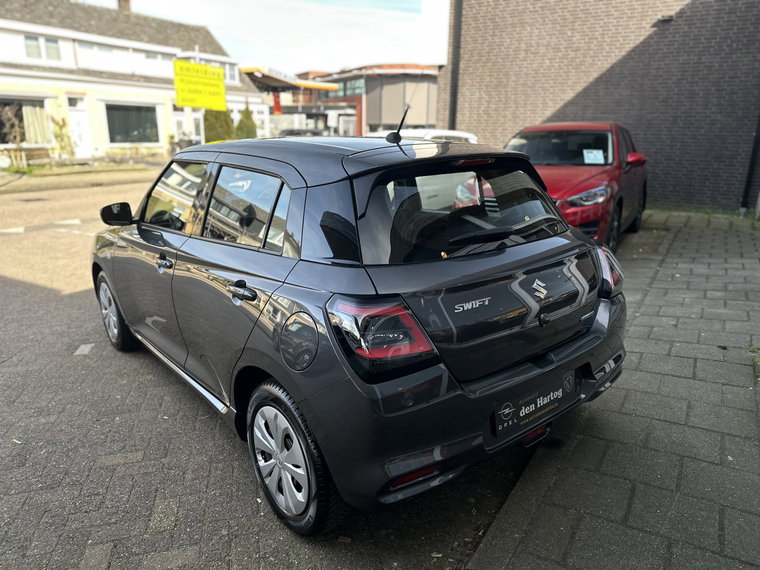 Vehicle Image 28