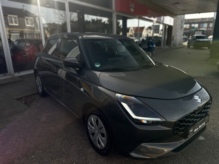 Vehicle Image 30