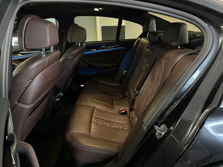 Vehicle Image 39