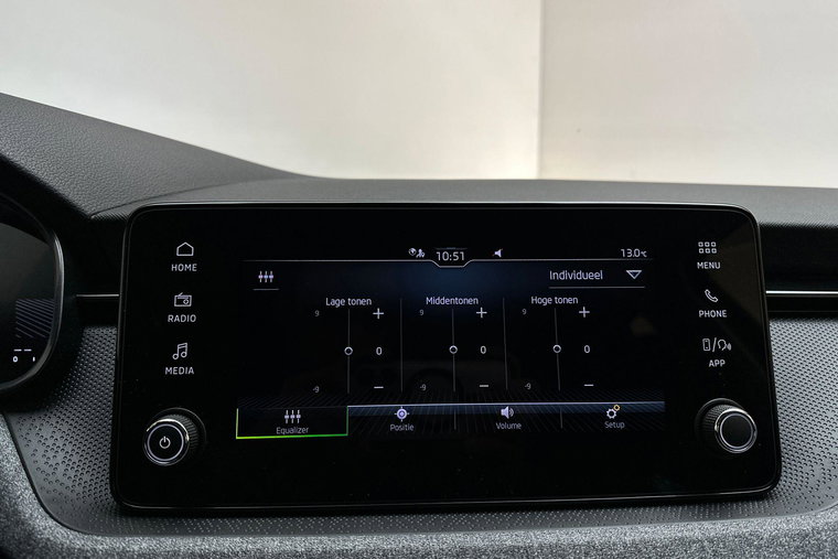Vehicle Image 26