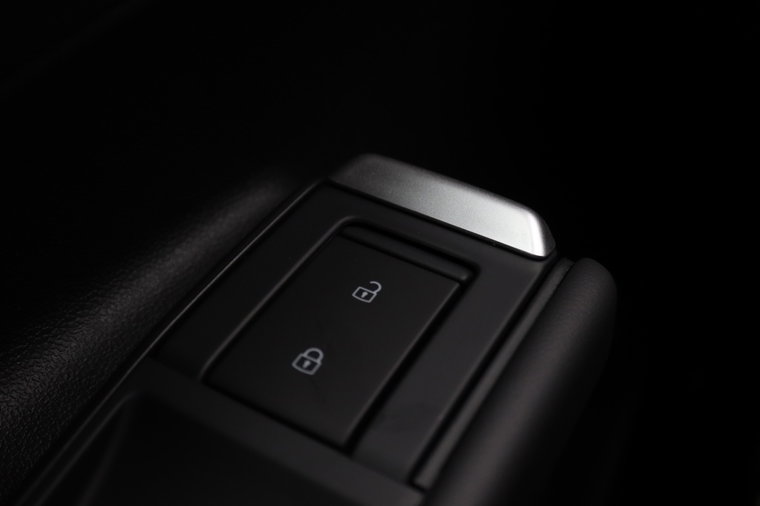 Vehicle Image 35
