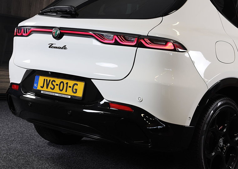 Vehicle Image 40
