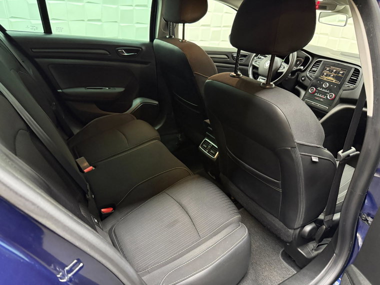 Vehicle Image 33