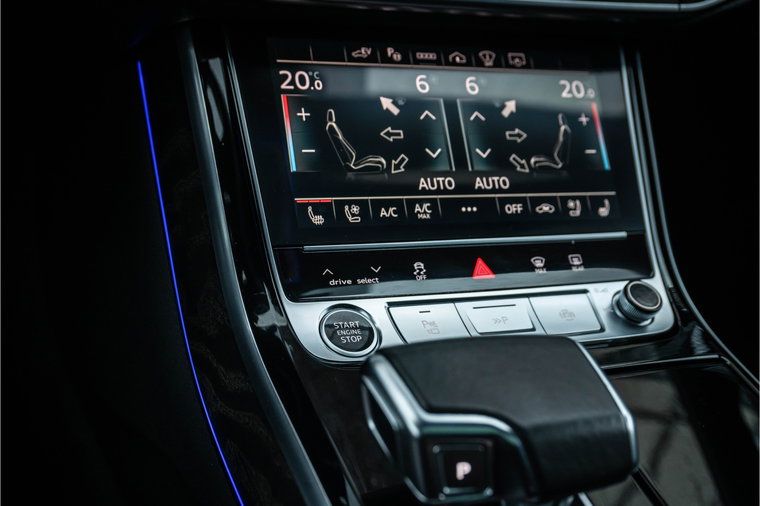 Vehicle Image 19