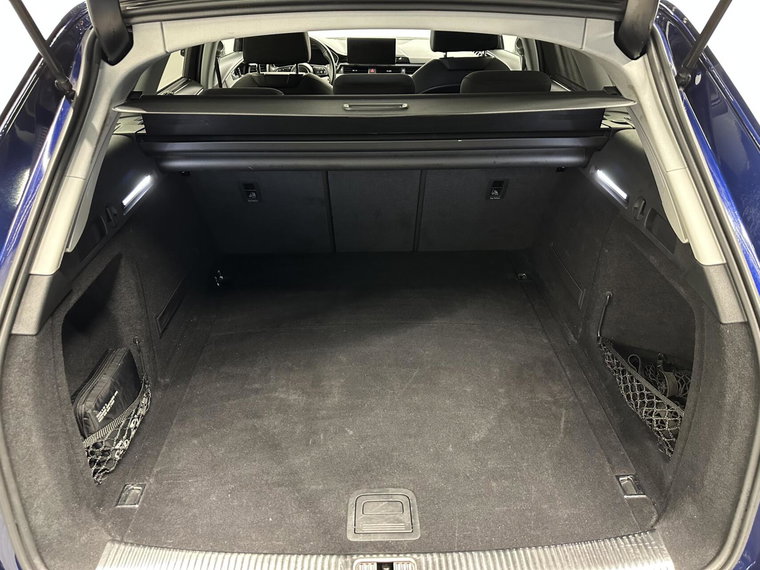 Vehicle Image 35