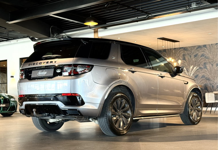 Vehicle Image 25