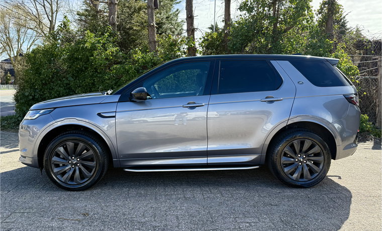Vehicle Image 32