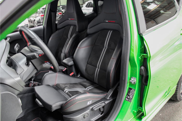 Vehicle Image 31