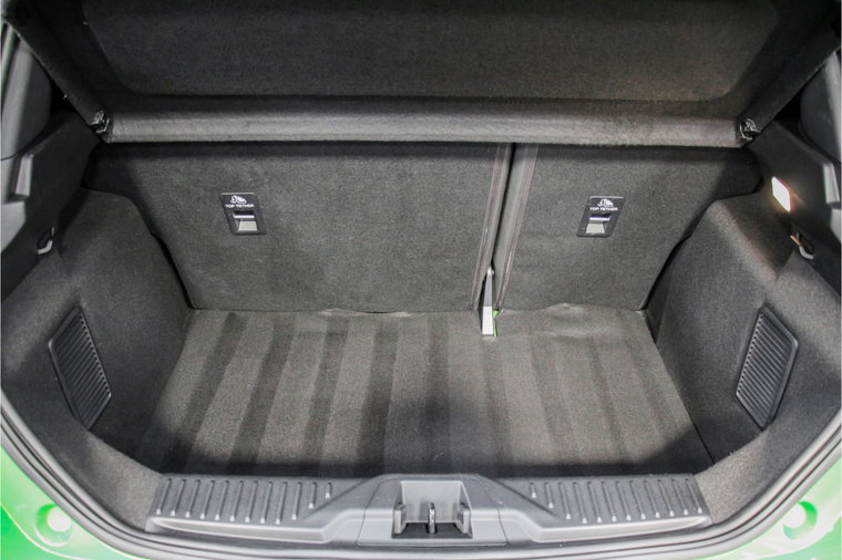Vehicle Image 37