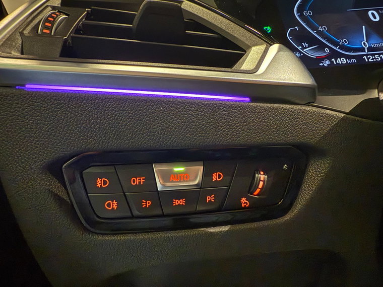 Vehicle Image 52