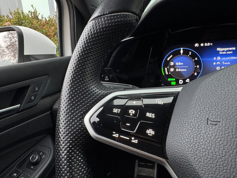Vehicle Image 31