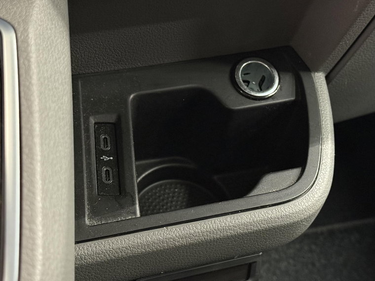 Vehicle Image 39