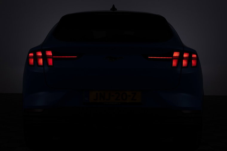 Vehicle Image 45