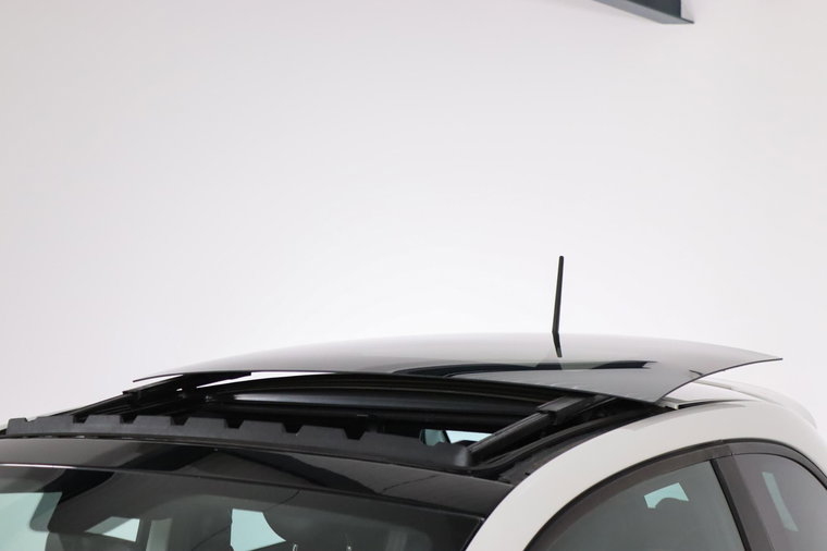 Vehicle Image 39