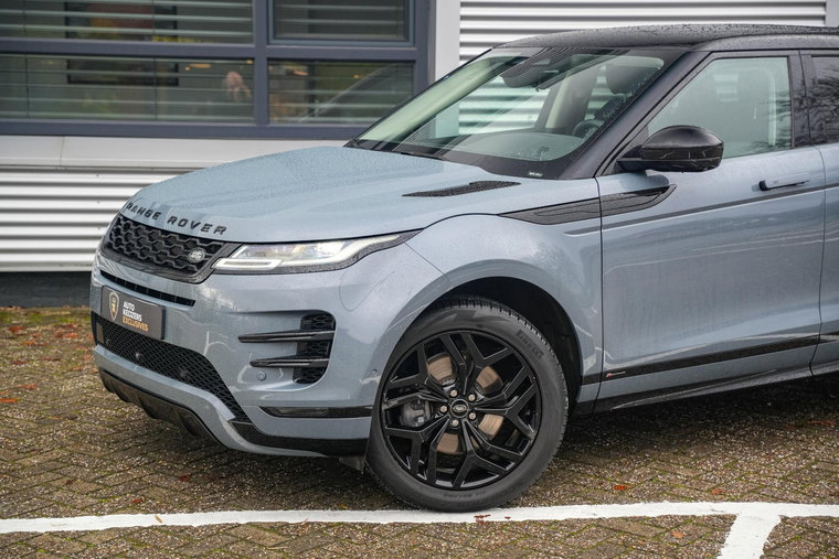 Vehicle Image 32