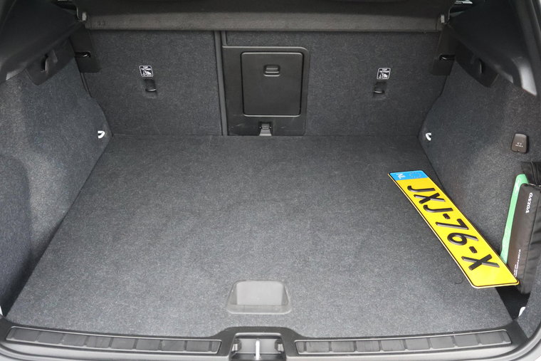 Vehicle Image 28