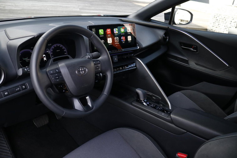 Vehicle Image 9
