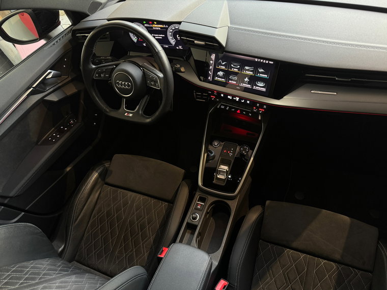 Vehicle Image 40