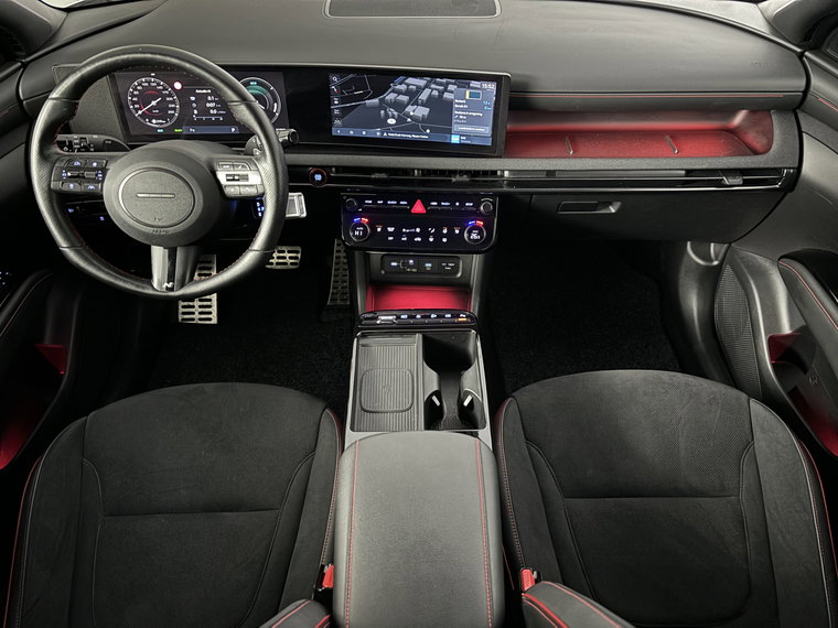 Vehicle Image 15