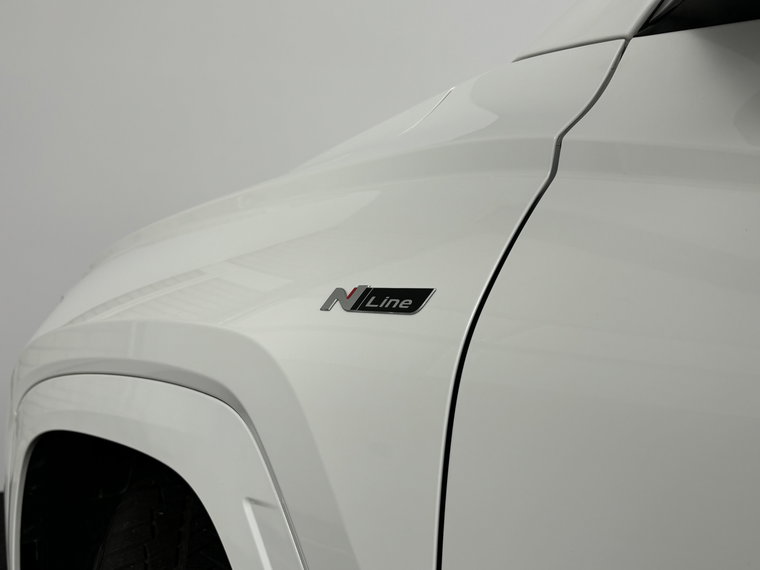 Vehicle Image 38