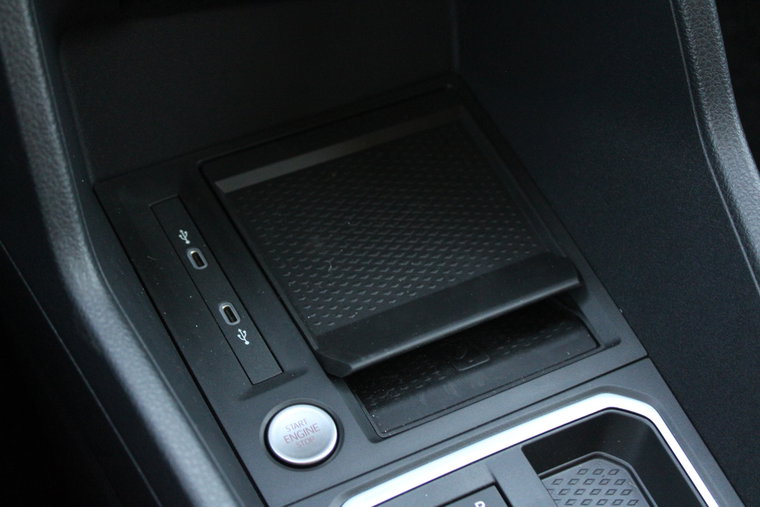 Vehicle Image 33