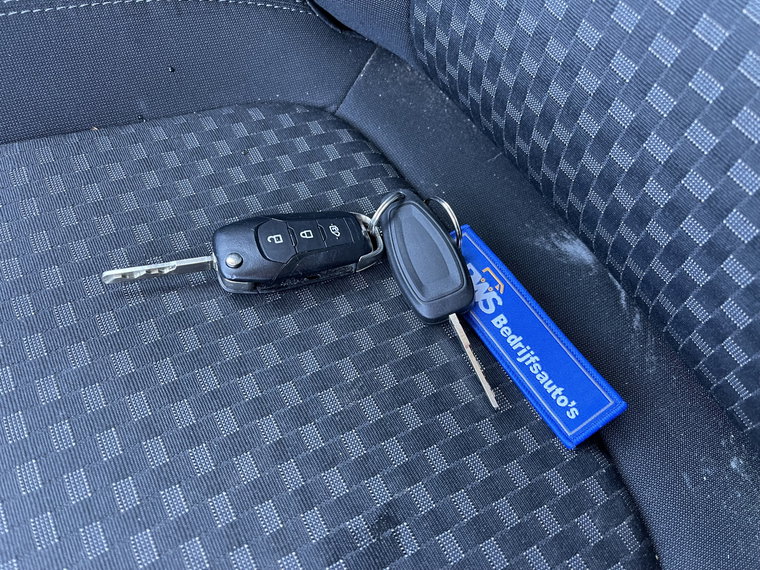 Vehicle Image 13