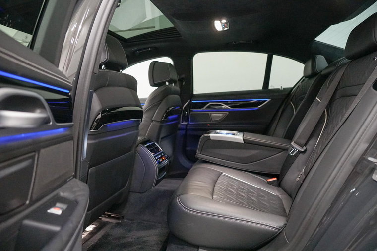 Vehicle Image 39